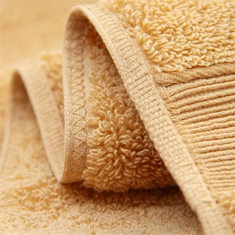 Premium Bath Towel 100% Cotton, Soft Feel,Quick Dry,Highly Absorbent, Durable Towel, Perfect for Daily Use, 600GSM