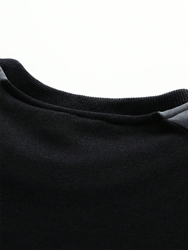 Men's Raglan Sleeves Fashionable Contrasting Round Neck Sweatshirt Suitable for Autumn and Winter