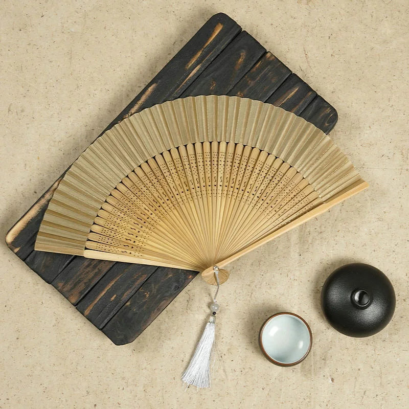 Retro Japanese Style Folding Fan Classical Wooden Shank Hand Held Fan with Tessel Female Party Dance Fan Gift Home Decor